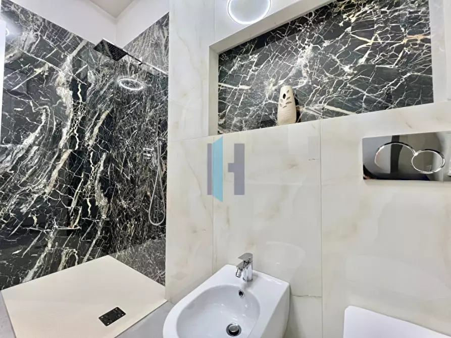 Immagine 19 di Appartamento in vendita  in Via Fratelli Anderloni a Brescia