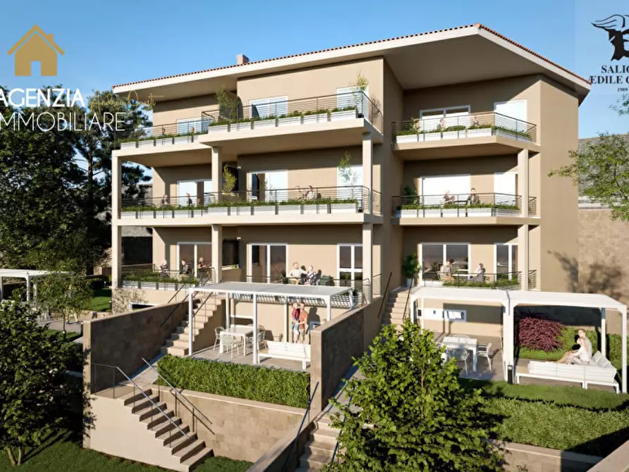 Immagine 21 di Appartamento in vendita  in viale enrico ferri a Rocca Di Papa