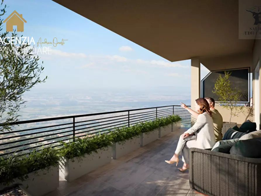 Immagine 49 di Appartamento in vendita  in viale enrico ferri a Rocca Di Papa