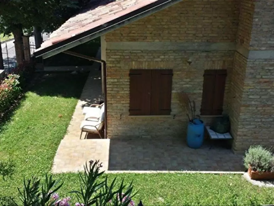 Immagine 1 di Casa indipendente in vendita  in Mombaroccio, PU, Italia, Mombaroccio, Pesaro Urbino, 61024, Italia a Mombaroccio