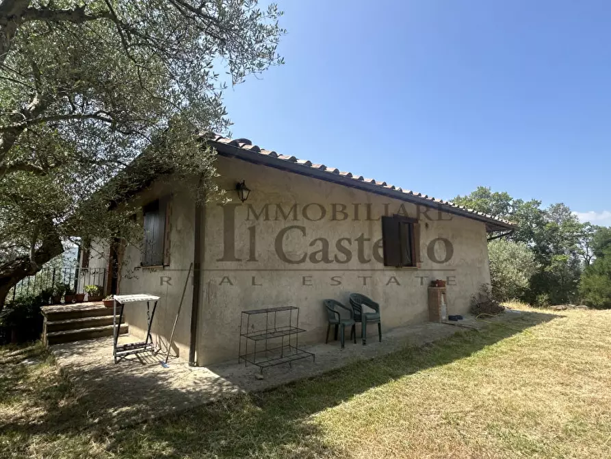 Immagine 1 di Casa indipendente in vendita  a Panicale