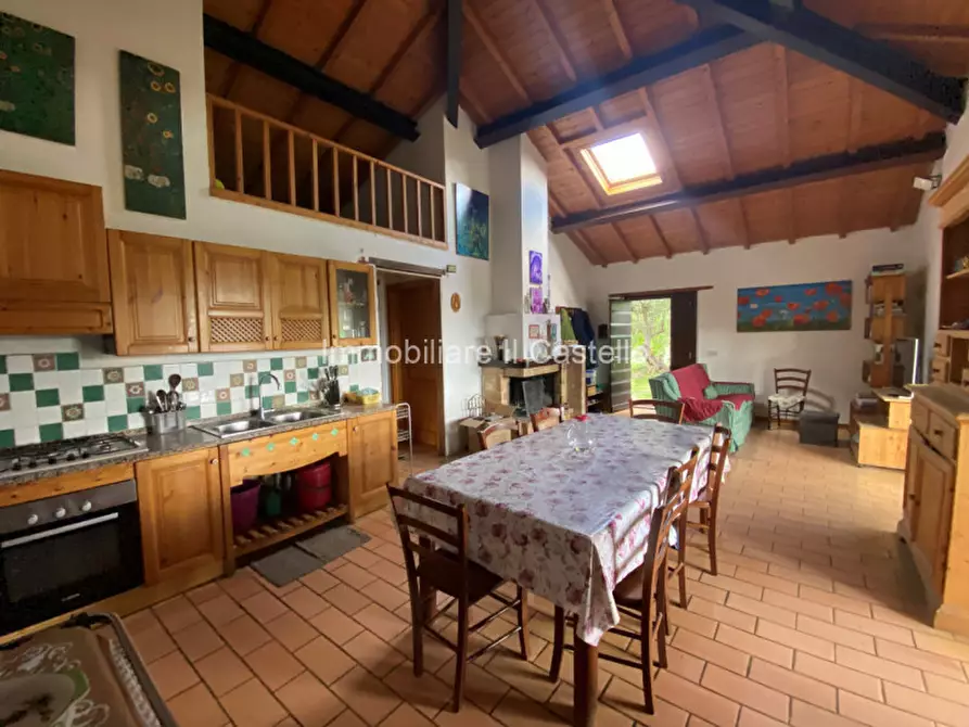 Immagine 3 di Casa indipendente in vendita  a Panicale