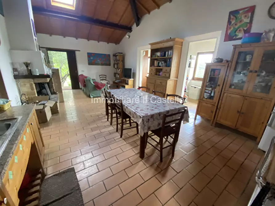 Immagine 6 di Casa indipendente in vendita  a Panicale