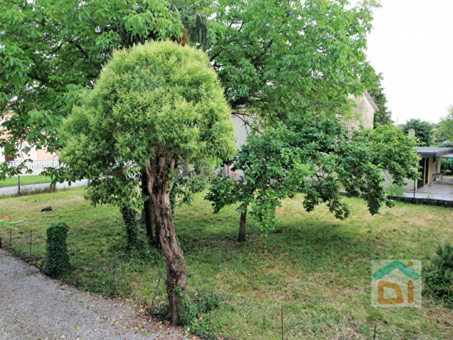 Immagine 15 di Villetta a schiera in vendita  in Via Aquileia 79 a Gonars