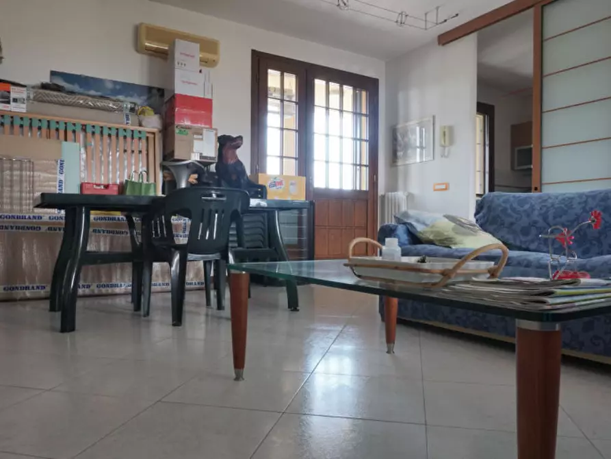 Immagine 27 di Villetta a schiera in vendita  in Via COLORNO a Parma