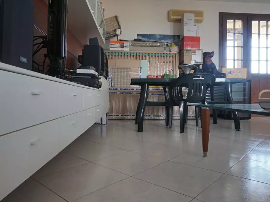 Immagine 28 di Villetta a schiera in vendita  in Via COLORNO a Parma