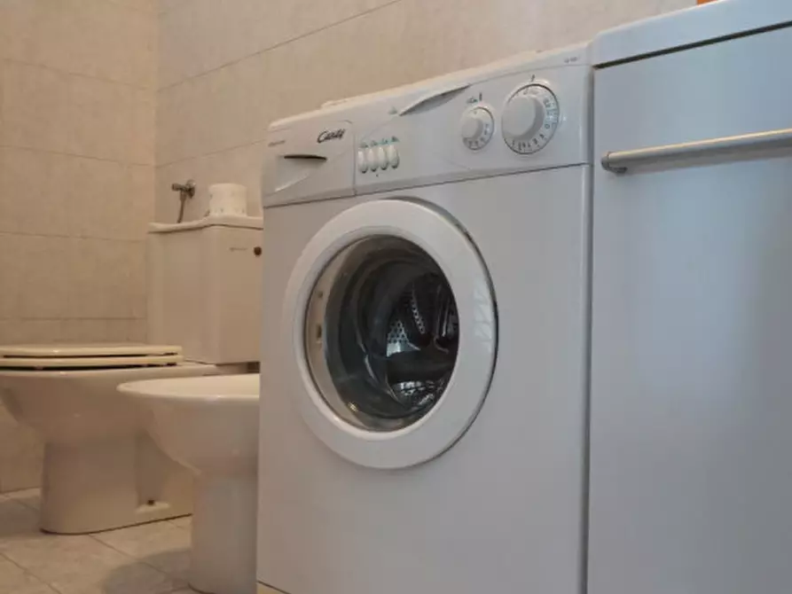 Immagine 35 di Villetta a schiera in vendita  in Via COLORNO a Parma