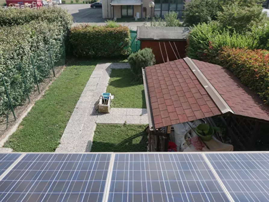 Immagine 37 di Villetta a schiera in vendita  in Via COLORNO a Parma