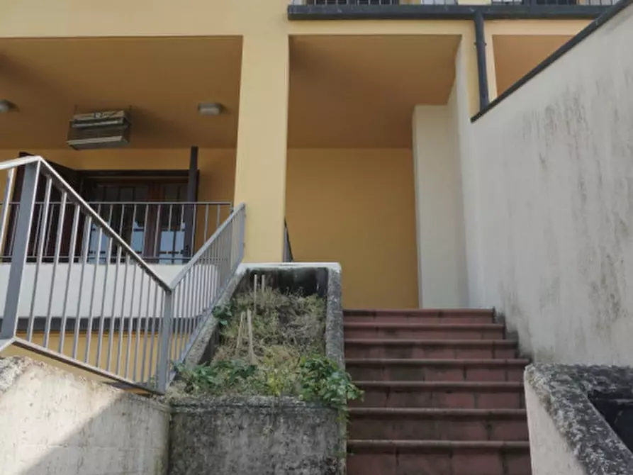 Immagine 43 di Villetta a schiera in vendita  in Via COLORNO a Parma