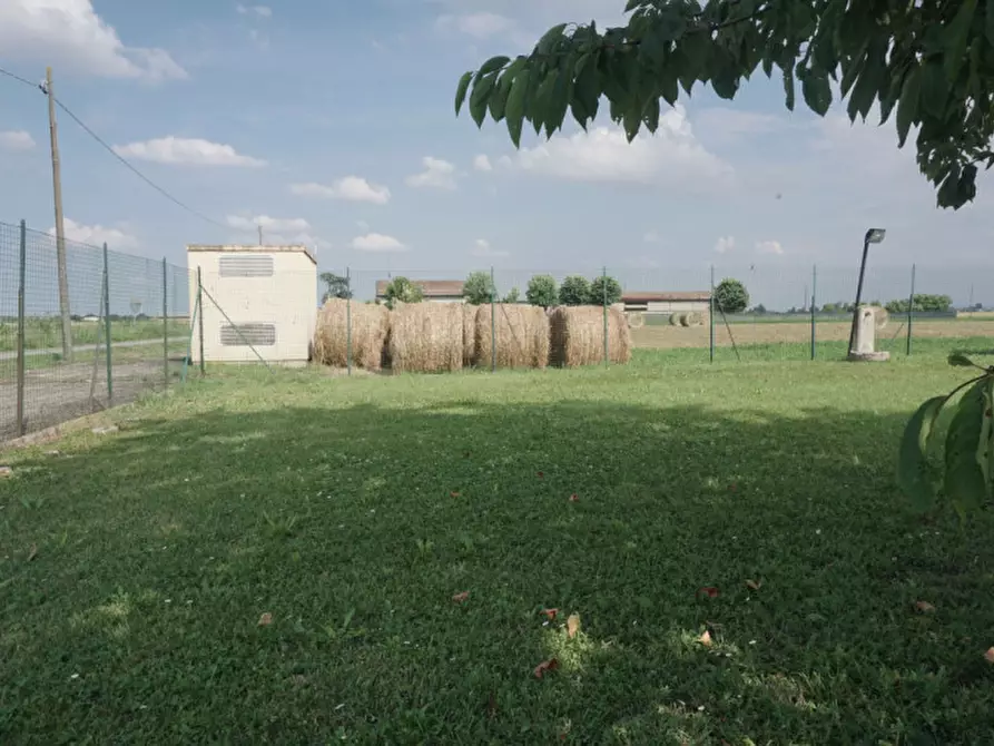 Immagine 47 di Villetta a schiera in vendita  in Via COLORNO a Parma