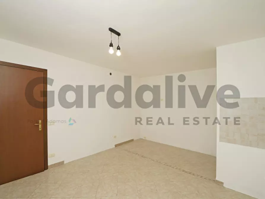 Immagine 10 di Appartamento in vendita  in Via del Portizzolo, 15 a Gardone Riviera