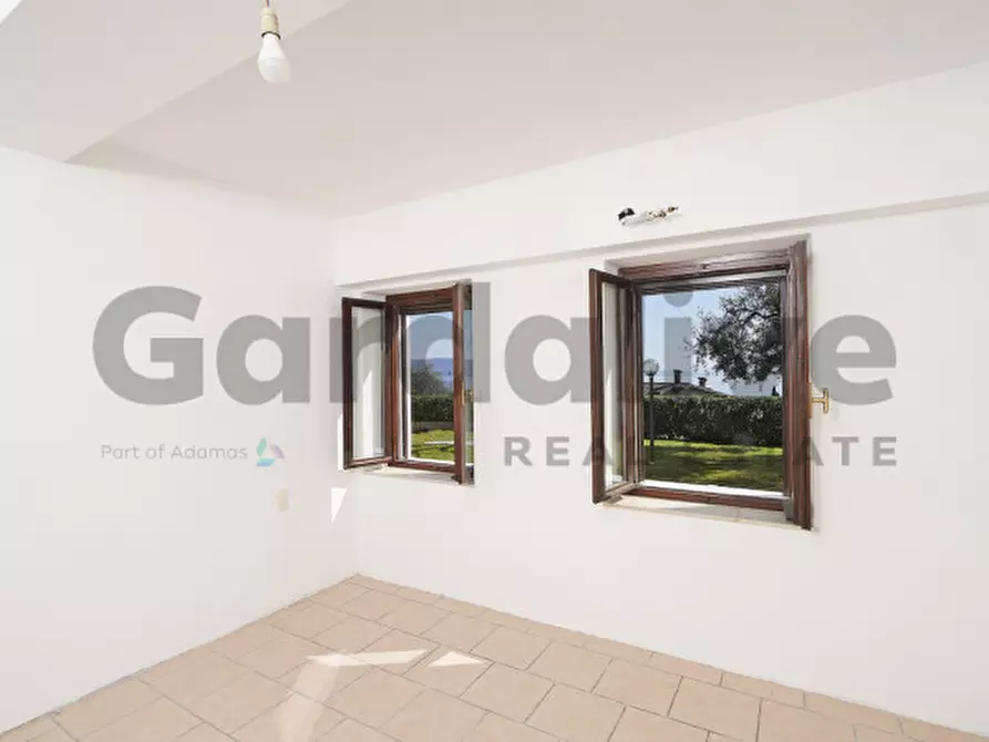 Immagine 11 di Appartamento in vendita  in Via del Portizzolo, 15 a Gardone Riviera