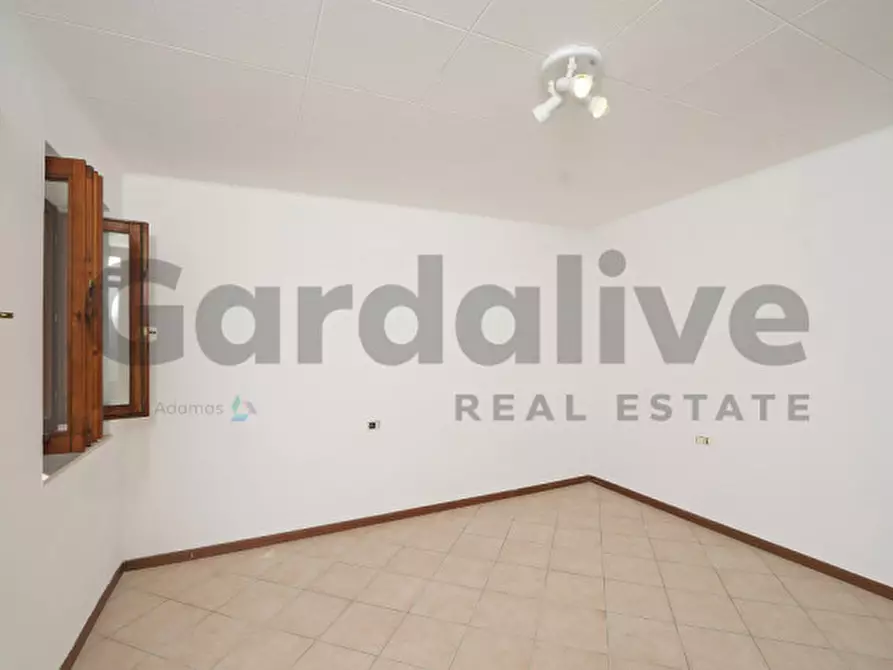 Immagine 13 di Appartamento in vendita  in Via del Portizzolo, 15 a Gardone Riviera