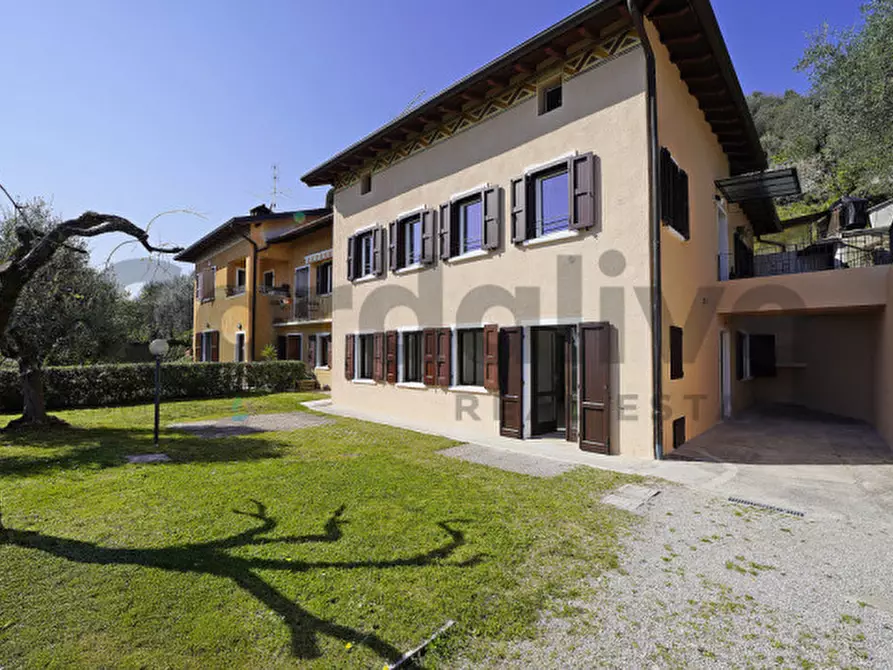 Immagine 17 di Appartamento in vendita  in Via del Portizzolo, 15 a Gardone Riviera