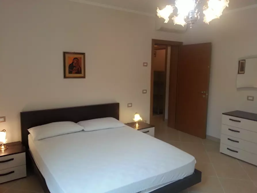 Immagine 1 di Casa bifamiliare in vendita  in strada vaciglio centro a Modena