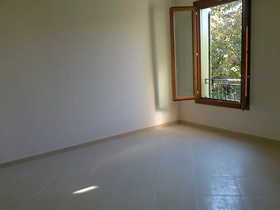 Immagine 12 di Casa bifamiliare in vendita  in strada vaciglio centro a Modena