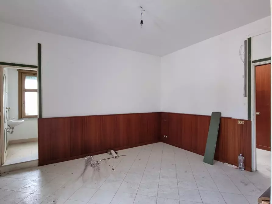 Immagine 30 di Palazzo in vendita  in piazza san sebastiano a Barcellona Pozzo Di Gotto