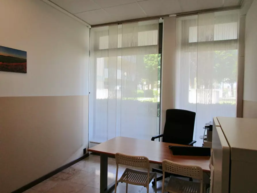 Immagine 17 di Ufficio in affitto  in via europa a Monticello Conte Otto