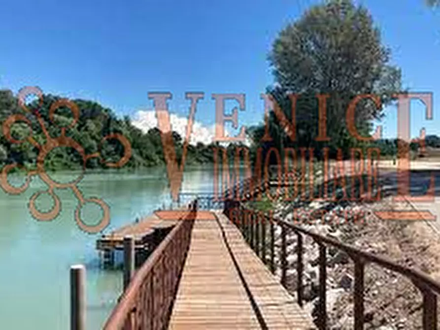 Immagine 2 di Terreno in vendita  a Musile Di Piave