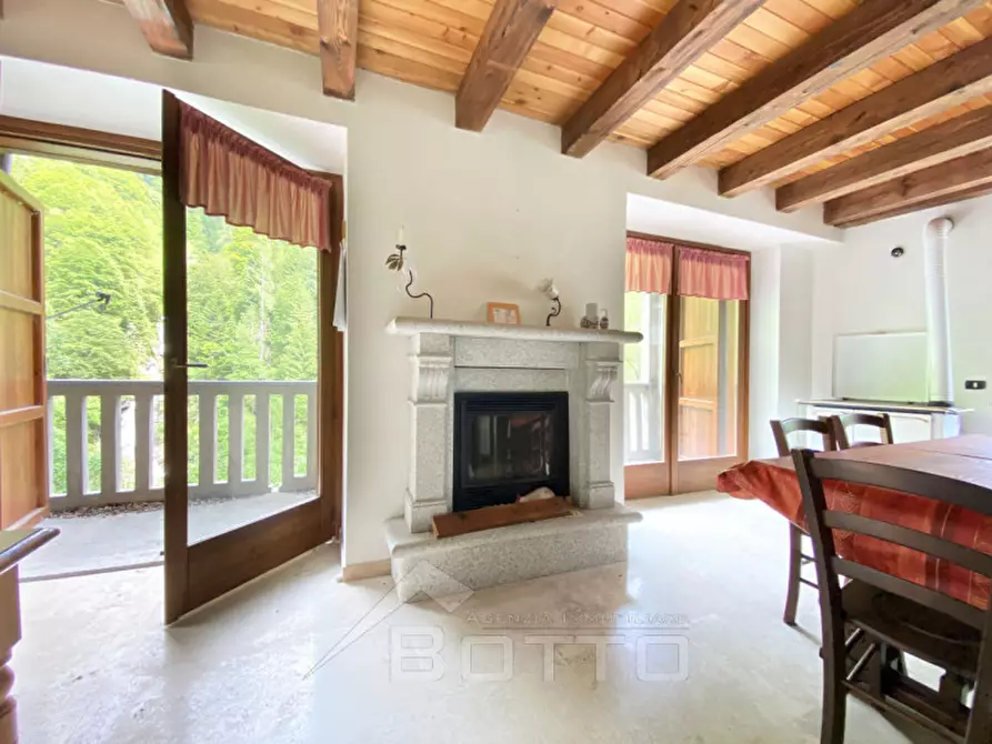 Immagine 4 di Casa indipendente in vendita  in FRAZIONE FERRATE a Alto Sermenza