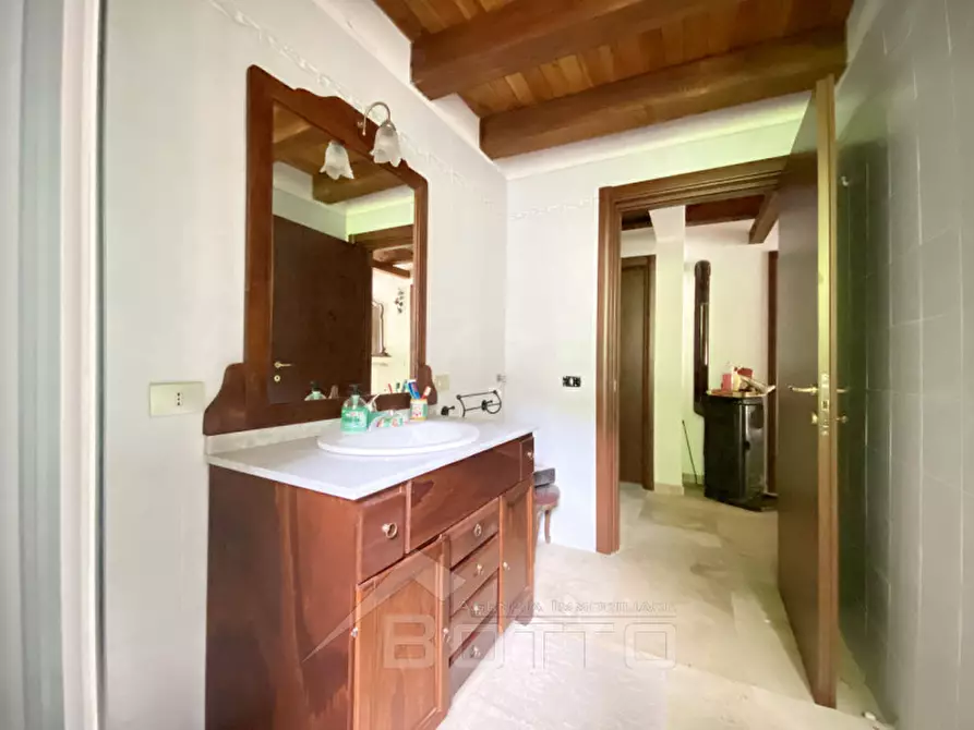 Immagine 13 di Casa indipendente in vendita  in FRAZIONE FERRATE a Alto Sermenza