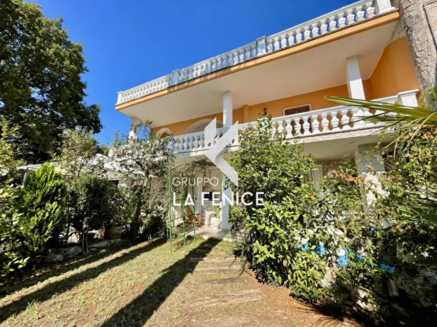 Immagine 2 di Villa in vendita  in viale arsilio 89 a Fasano