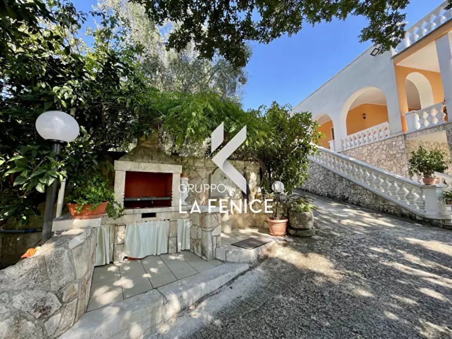 Immagine 7 di Villa in vendita  in viale arsilio 89 a Fasano