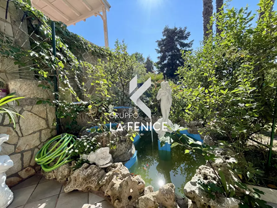 Immagine 17 di Villa in vendita  in viale arsilio 89 a Fasano