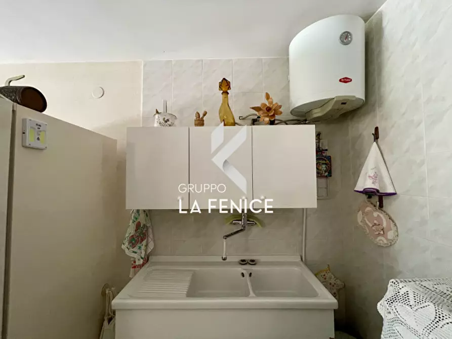 Immagine 28 di Villa in vendita  in viale arsilio 89 a Fasano