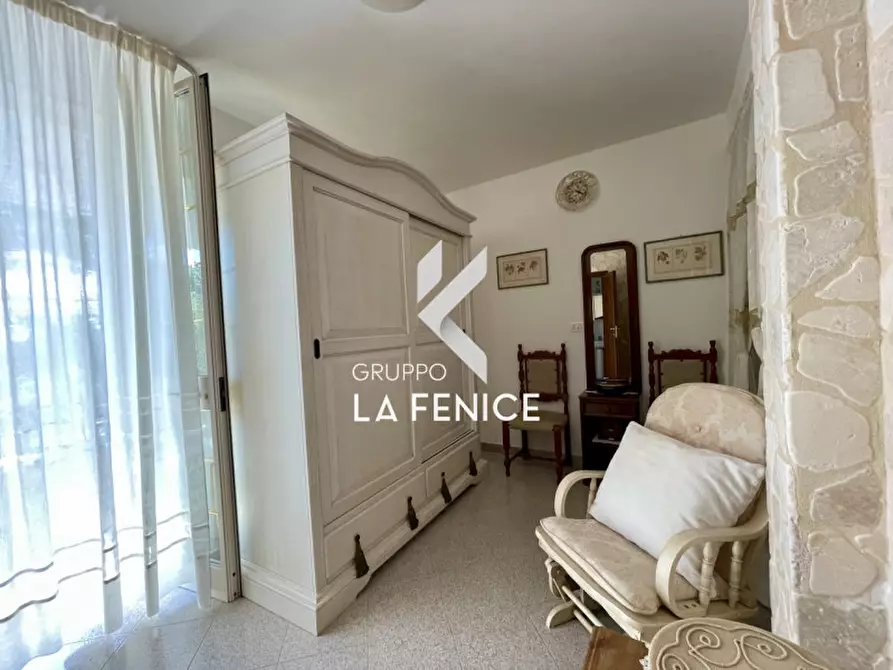 Immagine 32 di Villa in vendita  in viale arsilio 89 a Fasano