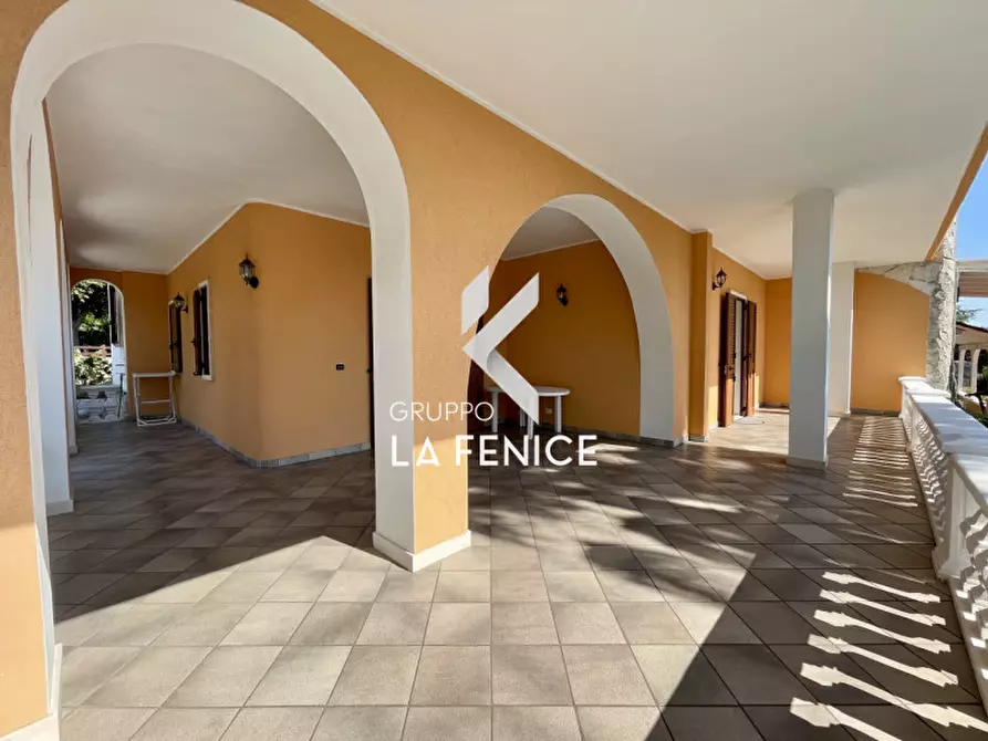 Immagine 40 di Villa in vendita  in viale arsilio 89 a Fasano