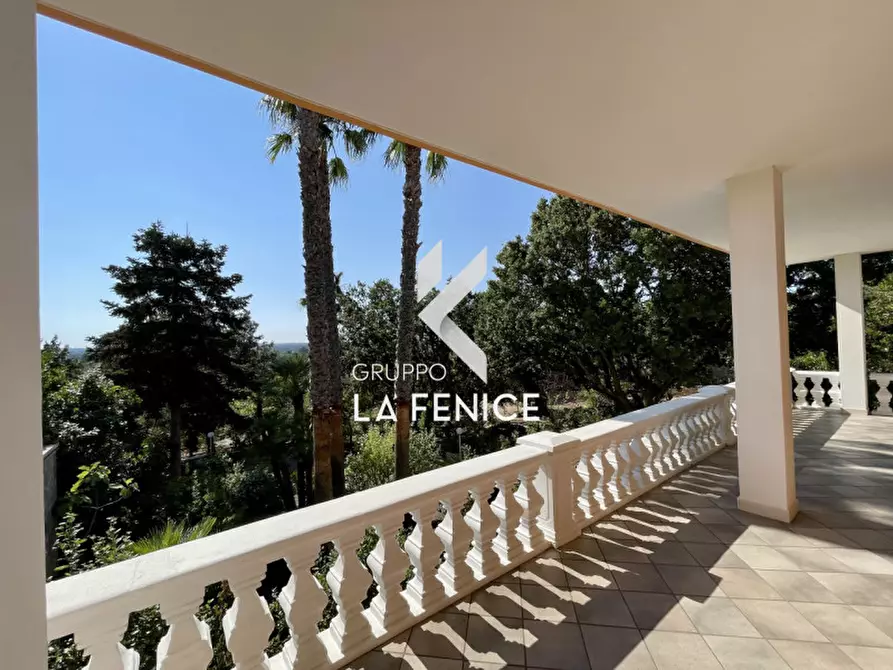 Immagine 44 di Villa in vendita  in viale arsilio 89 a Fasano