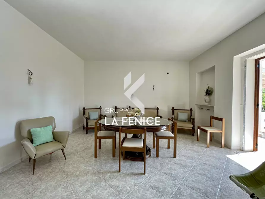 Immagine 51 di Villa in vendita  in viale arsilio 89 a Fasano