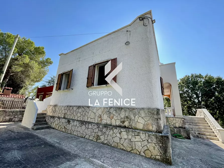Immagine 99 di Villa in vendita  in viale arsilio 89 a Fasano