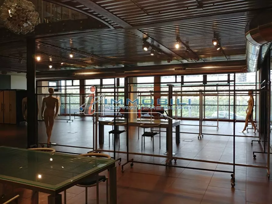 Immagine 19 di Laboratorio in affitto  in VIA CANDIANI GIUSEPPE a Milano