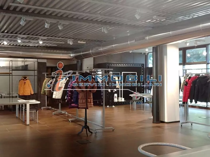 Immagine 12 di Ufficio in affitto  in VIA CANDIANI GIUSEPPE a Milano
