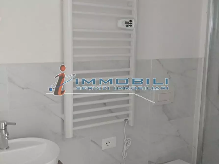 Immagine 19 di Attività commerciale in vendita  in VIA MUZIO ATTENDOLO SFORZA a Milano