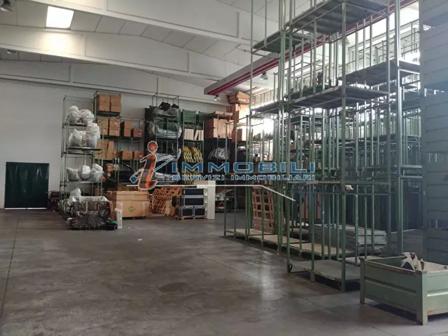 Immagine 8 di Capannone industriale in vendita  in VIA STAFFORA a Opera