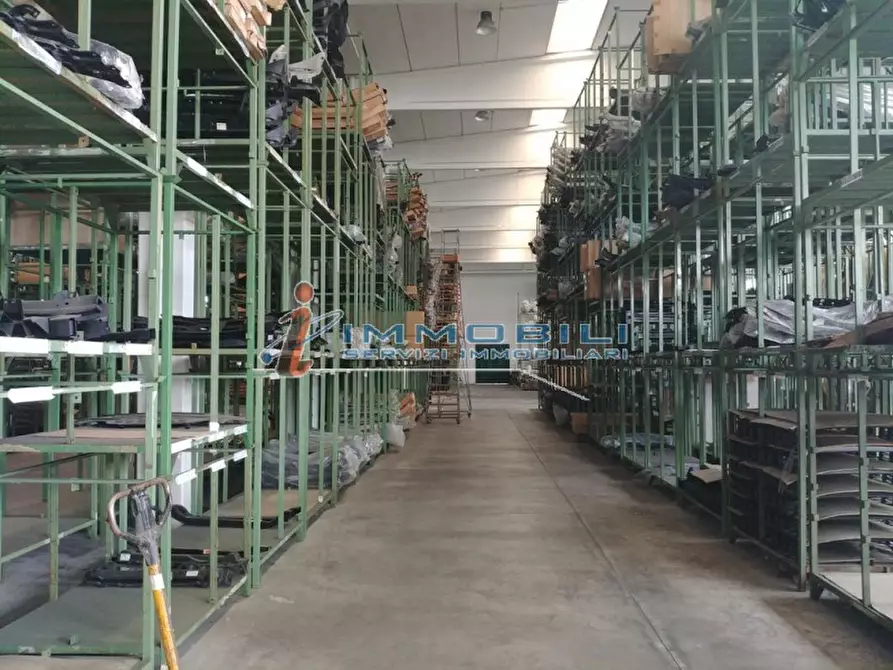 Immagine 14 di Capannone industriale in vendita  in VIA STAFFORA a Opera