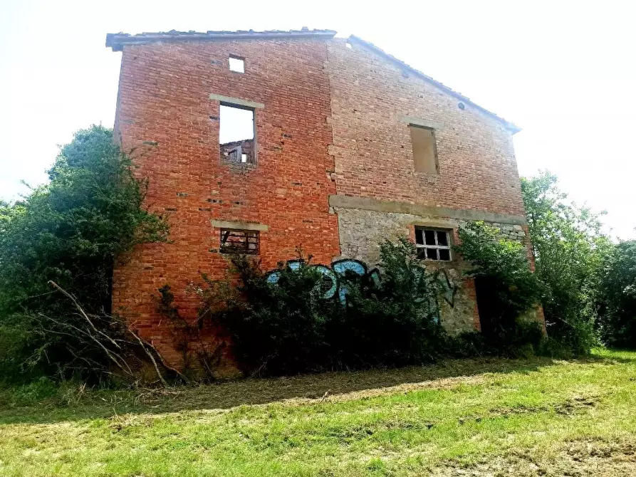 Immagine 2 di Rustico / casale in vendita  a Castiglione Del Lago