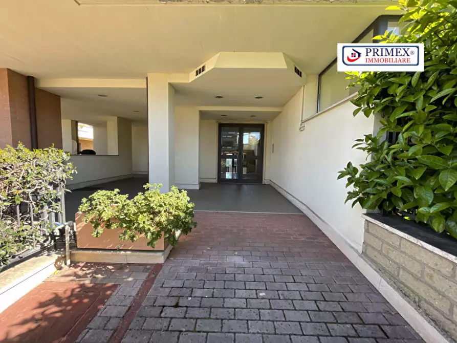 Immagine 5 di Appartamento in affitto  in Via Vico Consorti a Roma