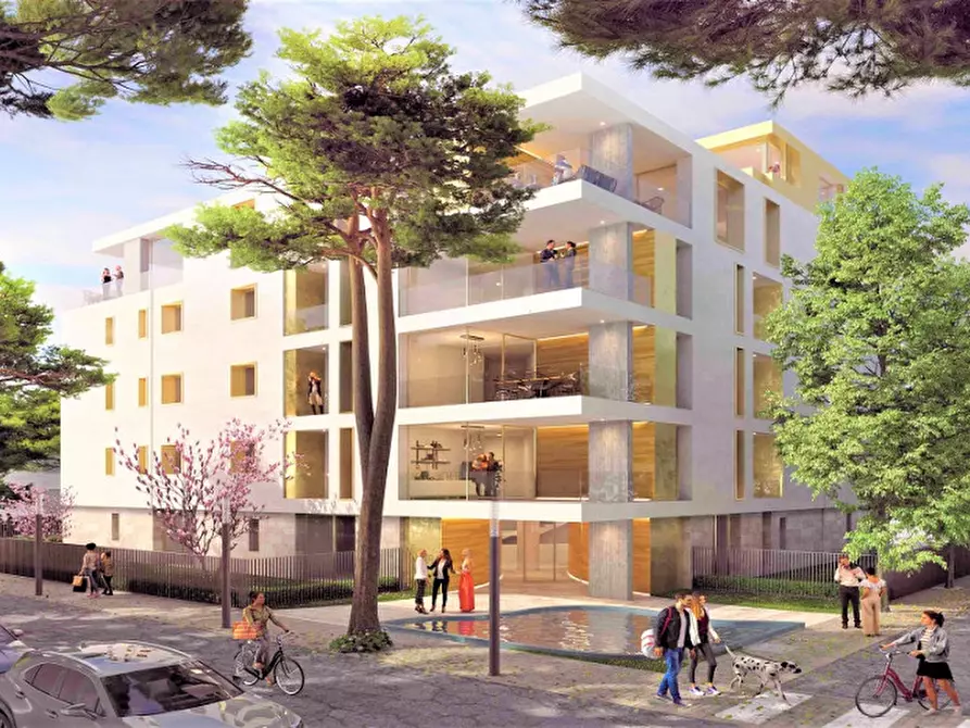 Immagine 1 di Appartamento in vendita  in viale Cormons a Rimini