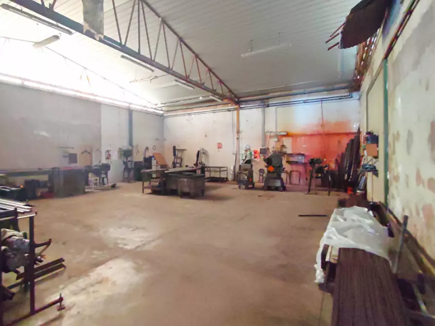 Immagine 7 di Capannone industriale in vendita  in VIA EUGANEA a Teolo