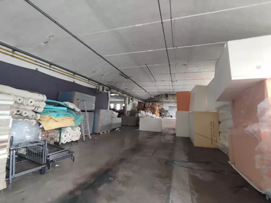 Immagine 8 di Capannone industriale in vendita  in VIA EUGANEA a Teolo