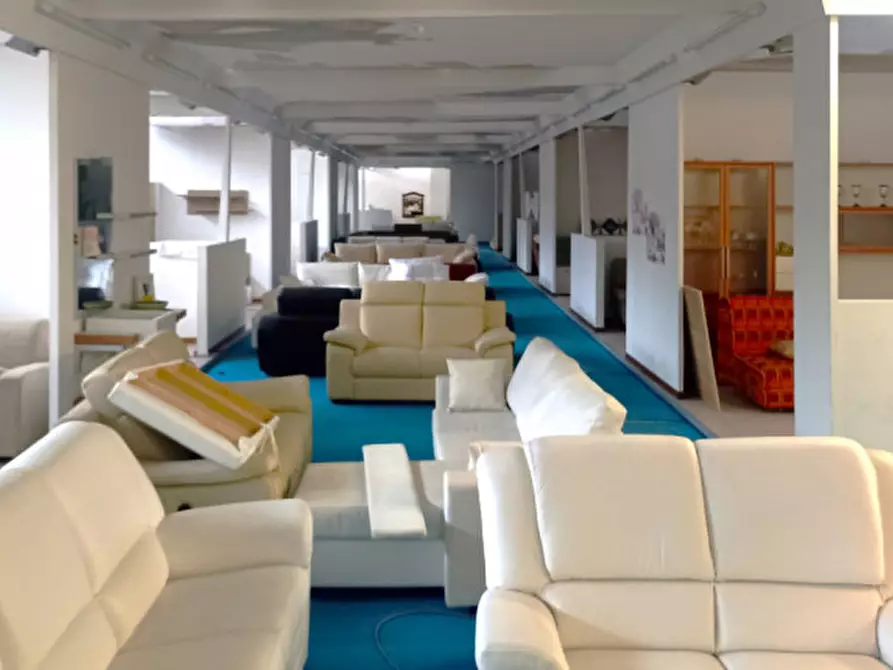 Immagine 10 di Capannone industriale in vendita  in VIA EUGANEA a Teolo