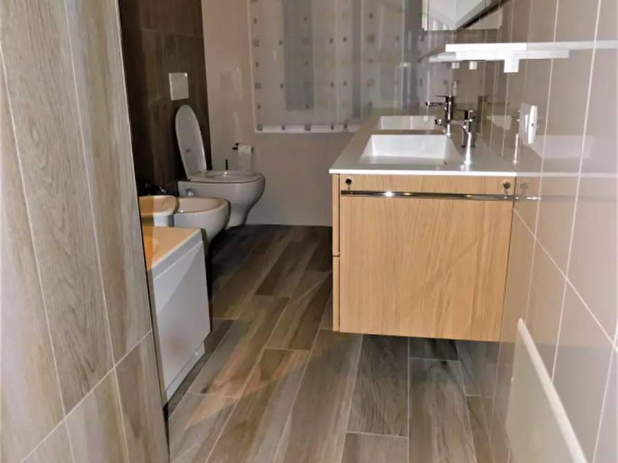 Immagine 12 di Capannone industriale in vendita  in VIA EUGANEA a Teolo