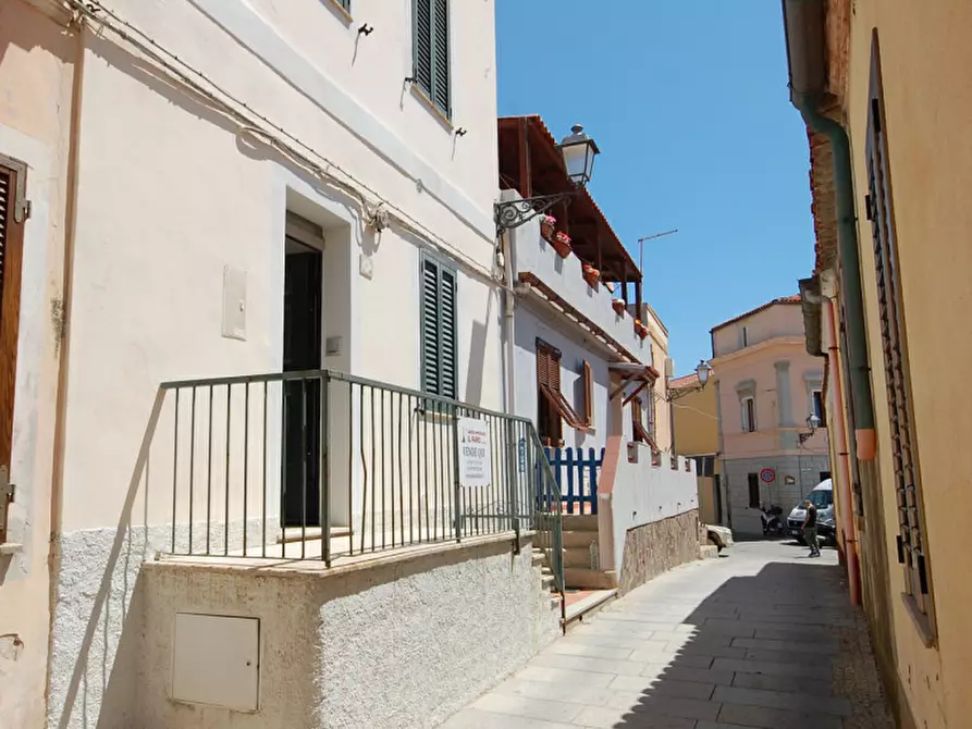 Immagine 2 di Casa indipendente in vendita  in Via Ammiraglio Albini a La Maddalena