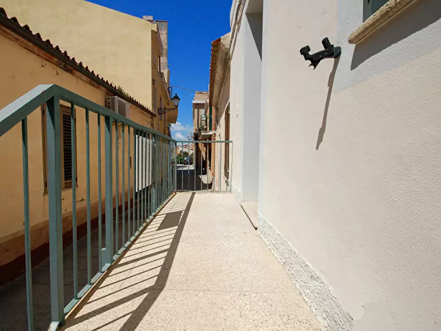 Immagine 4 di Casa indipendente in vendita  in Via Ammiraglio Albini a La Maddalena