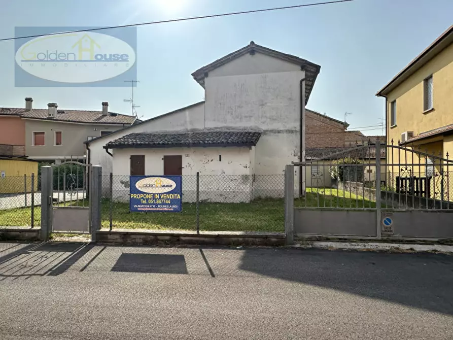 Immagine 1 di Magazzino in vendita  in Via Fiume Vecchio 145 a Molinella