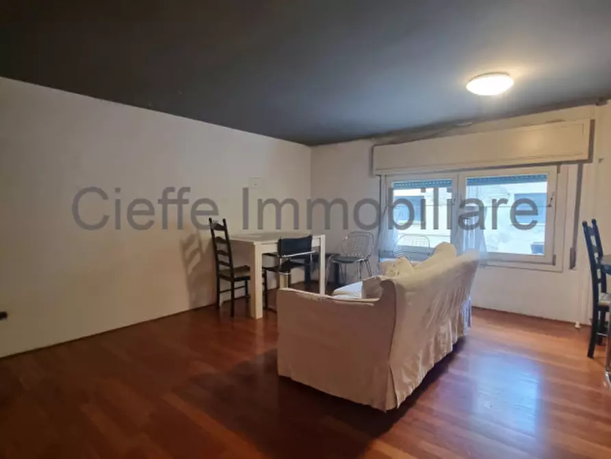 Immagine 11 di Garage in vendita  in via trieste a Padova